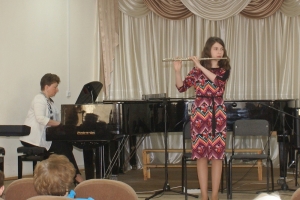 Кириллова Елена (флейта), концертмейстер Григорович Т.В.