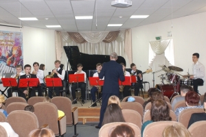 Оркестр "Junior Band" (руководитель Кожев А.П.)