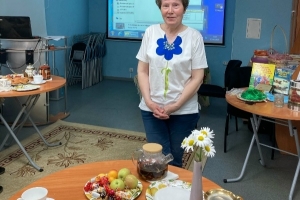 Тамара  Максимцева читает стихи
