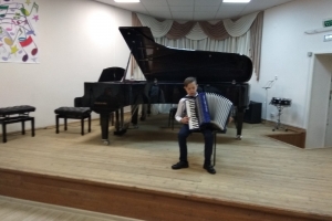Эмиль Сафаров