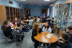 Литературная игра «Зачем блохе подковы?»