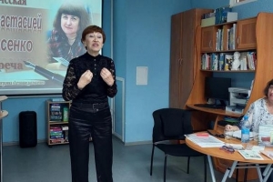 Поет Татьяна Боброва