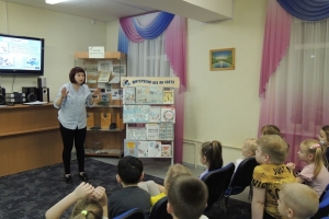 Любовь Юрьевна объясняет, как правильно падать, если поскользнулся