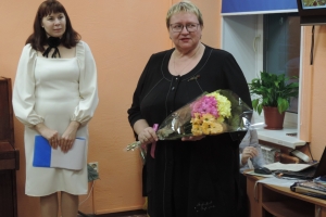 Выступает учитель начальных классов МБОУ ЗАТО г. Североморск «Средняя общеобразовательная школа №7 имени Героя России Марка Евтюхина» Светлана Васильевна Сайгушева
