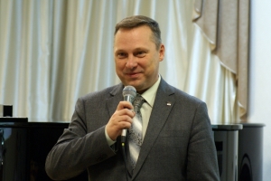 Новых стипендиатов поздравляет Глава ЗАТО г. Североморска Прасов О.А.
