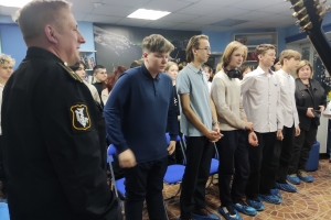 На просьбу встать тех, кому мероприятие понравилось, встали все как один