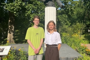 Виктор и Софья в музее-заповеднике С.В. Рахманинова «Ивановка»