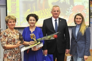 Суперчитатель 2019 года – Михайлова Н. П. (фото Л. Федосеева)