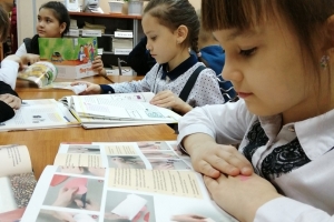 Участницы клуба «Рукоделие сестрицы Аленушки» со своими идеями