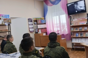 Просмотр видеороликов (из открытых интернет-источников) об истории праздника и подвиге Е. Ивановой