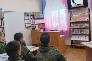 Просмотр видеороликов (из открытых интернет-источников) об истории праздника и подвиге Е. Ивановой