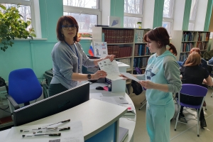 Участники Диктанта Победы в ЦДБ имени С. Михалкова