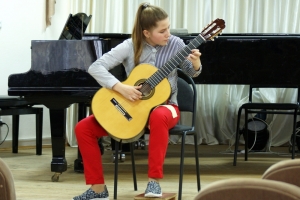 Яна Козырская, гитара, ДМШ им. Э.С. Пастернак г. Североморск