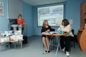 Презентация книги Анастасии Герасенко «За минувшие сутки в Ваенге»