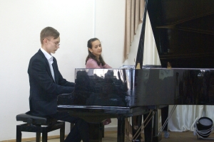 Концерт-поздравление: играют стипендиаты прошлых лет Никита Витусевич и Анастасия Ишханян