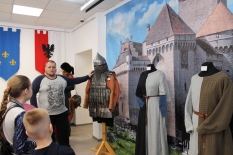 Выставка «Рыцари и дамы. Культура позднего средневековья»