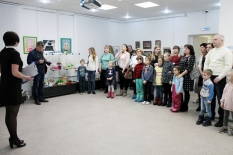 торжественное награждение победителей городской выставки-конкурса декоративно-прикладного семейного творчества «Подарок маме – своими руками»