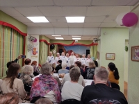 Праздничная  программа «Под одним небом»,  посвящённая Дню народного единства